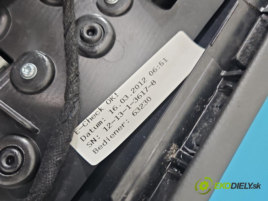 Audi A8 D4 2009-2017 2.0 TFSI 211KM automatic 155 kW 1984 cm3 4- Čalounictví: dvere predné ľavé