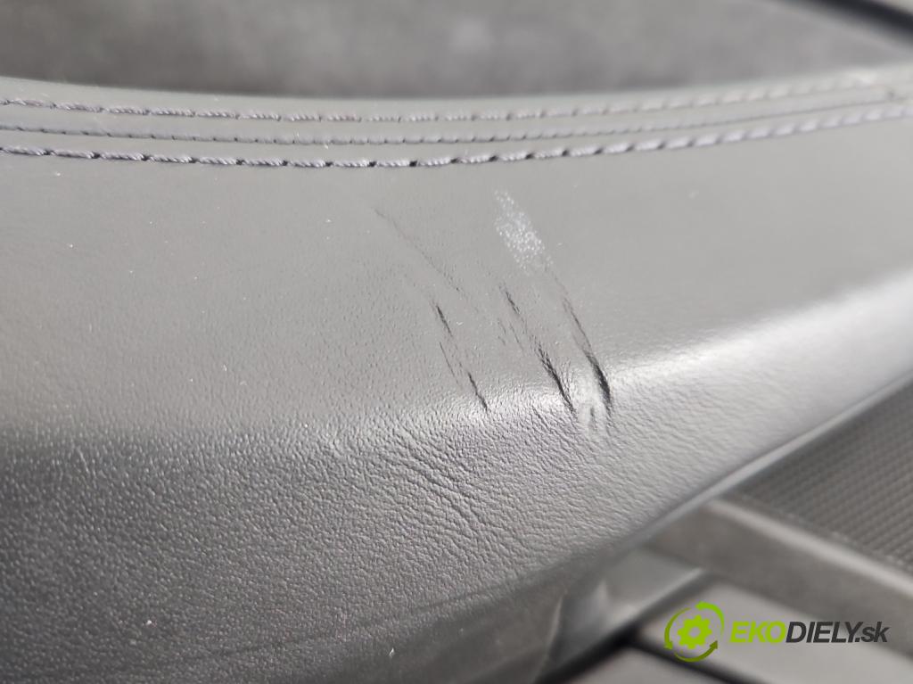 Audi A8 D4 2009-2017 2.0 TFSI 211KM automatic 155 kW 1984 cm3 4- Čalounictví: dvere zadné ľavé