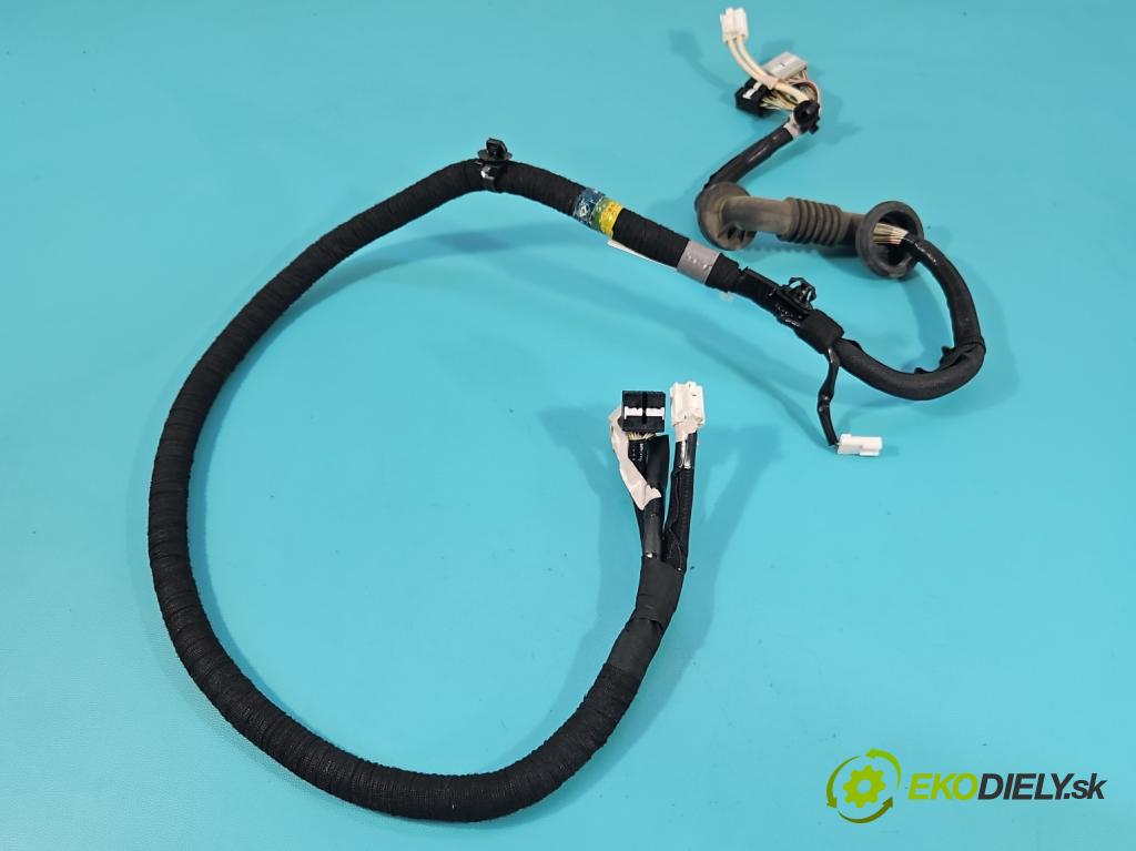 Lexus NX I 2014-2021 2.5 16V 155 hp automatic 114 kW 2494 cm3 5- Balíček: kufrových dveří zadní 82185-78020B