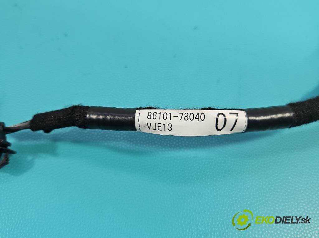 Lexus NX I 2014-2021 2.5 16V 155 hp automatic 114 kW 2494 cm3 5- Balíček: kufrových dveří zadní 86101-78040