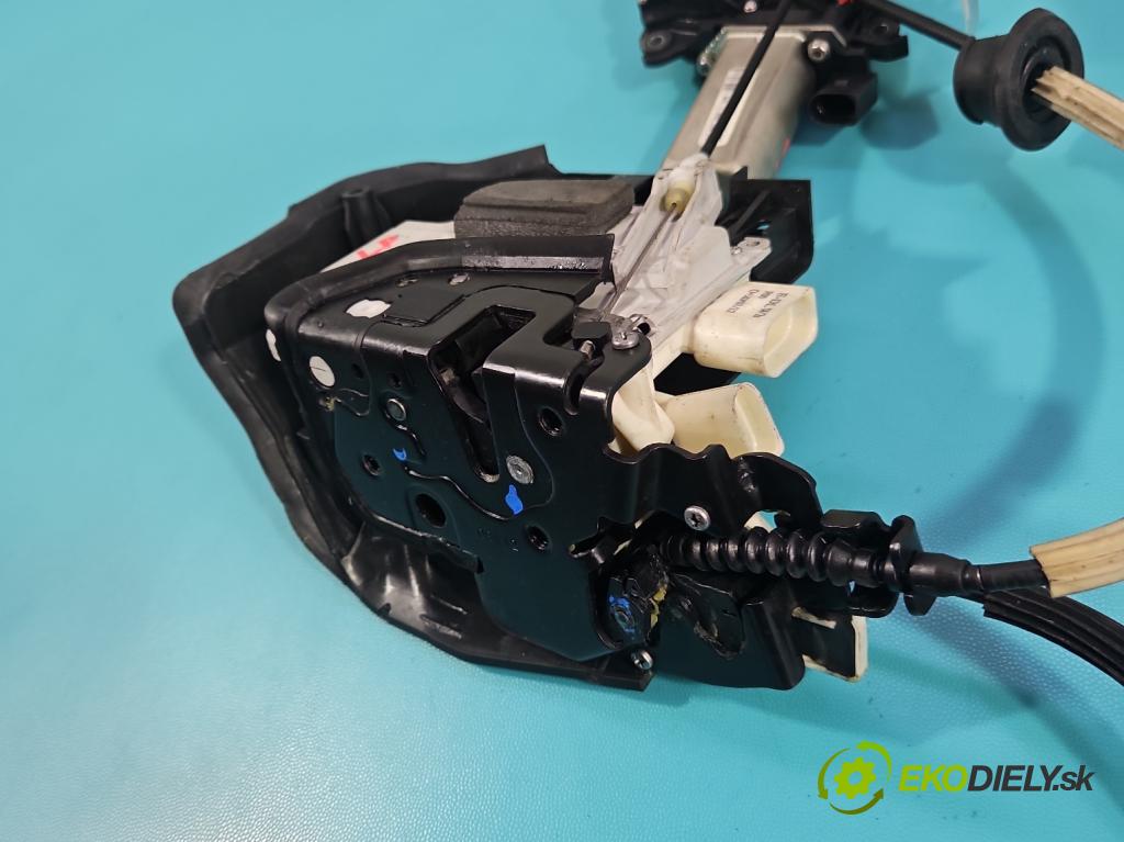 Audi A8 D4 2009-2017 2.0 TFSI 211KM automatic 155 kW 1984 cm3 4- zámek přední levý 4F0837059