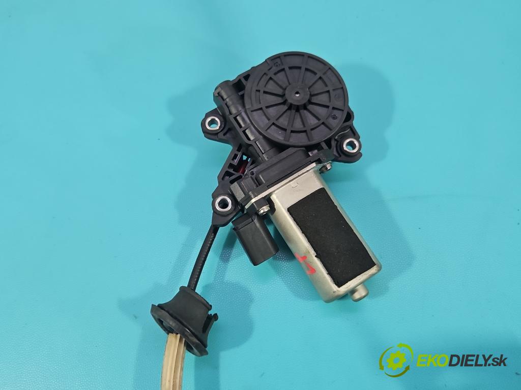 Audi A8 D4 2009-2017 2.0 TFSI 211KM automatic 155 kW 1984 cm3 4- zámek přední levý 4F0837059