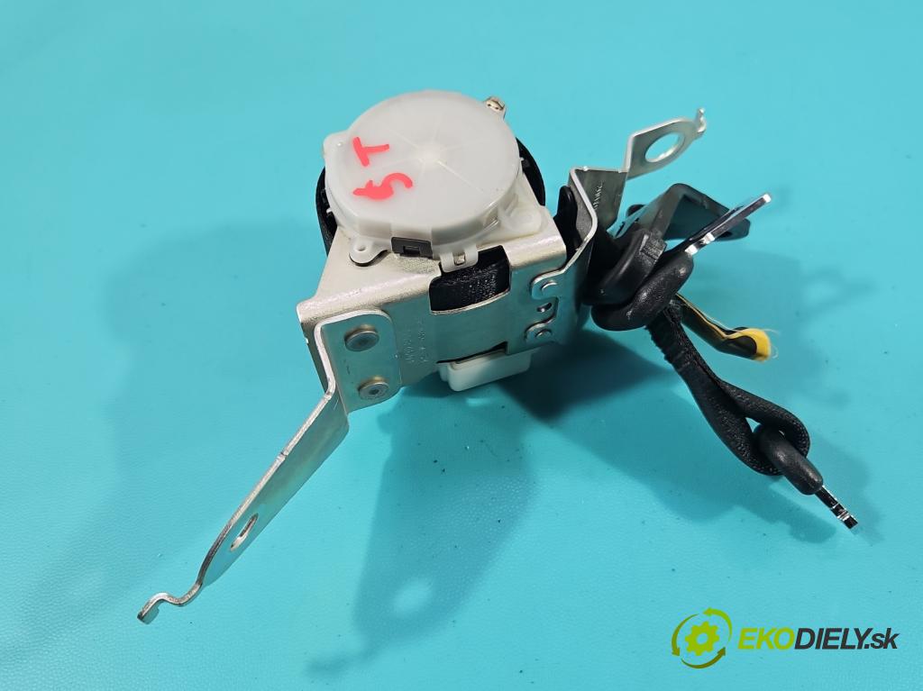 Lexus NX I 2014-2021 2.5 16V 155 HP automatic 114 kW 2494 cm3 5- pas bezpečnosť: zadné stredný