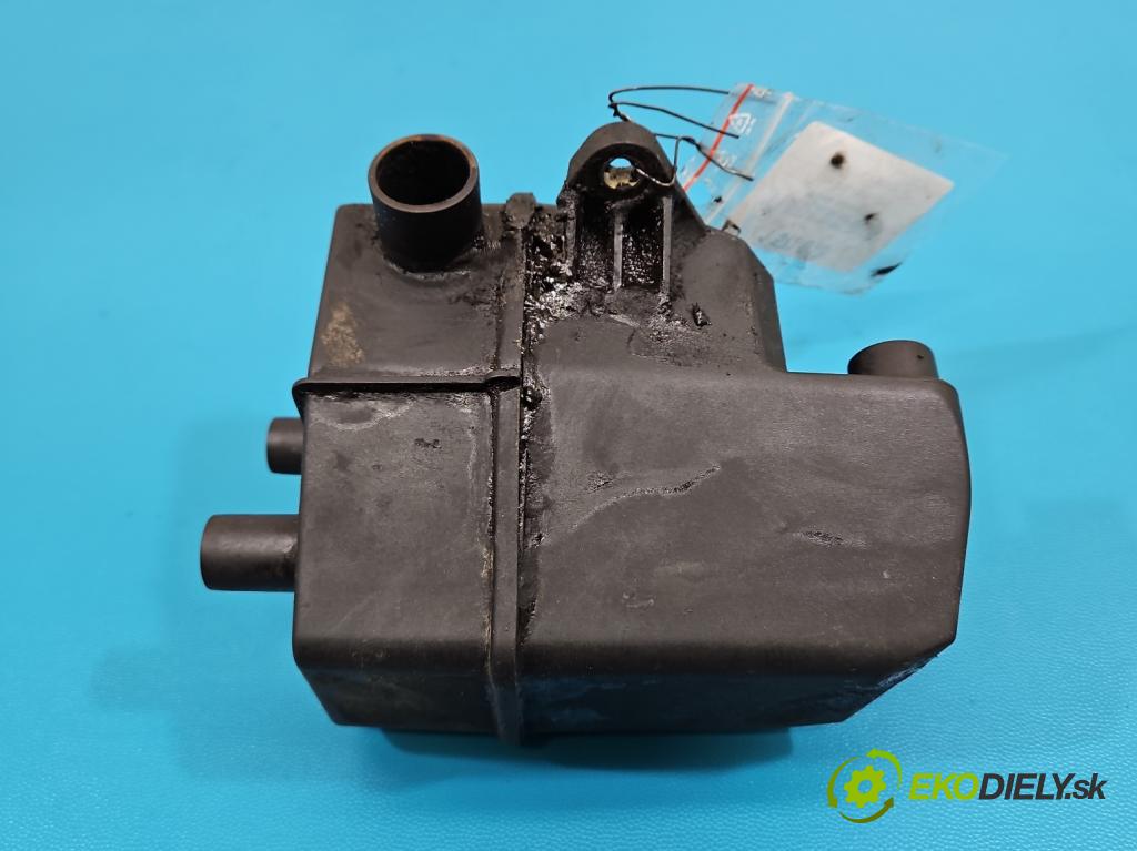 Volvo XC90 I 2002-2014 2.5 T 209KM automatic 154 kW 2521 cm3 5- Nádrž: ostatné 8692211