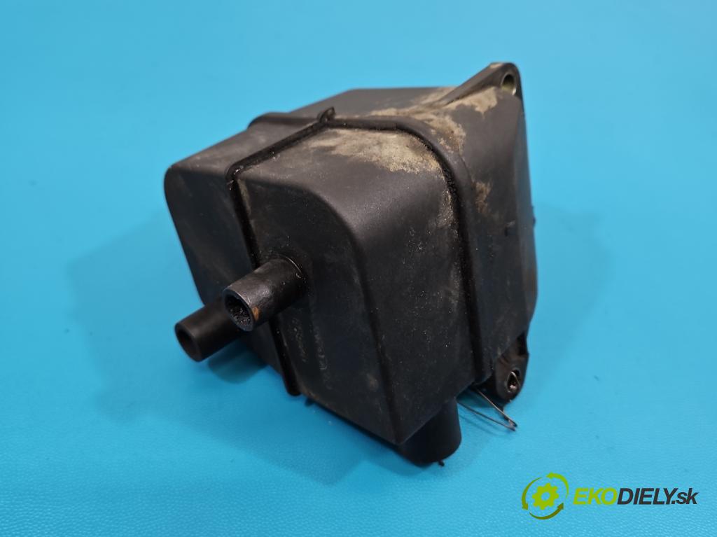 Volvo XC90 I 2002-2014 2.5 T 209KM automatic 154 kW 2521 cm3 5- Nádrž: ostatné 8692211