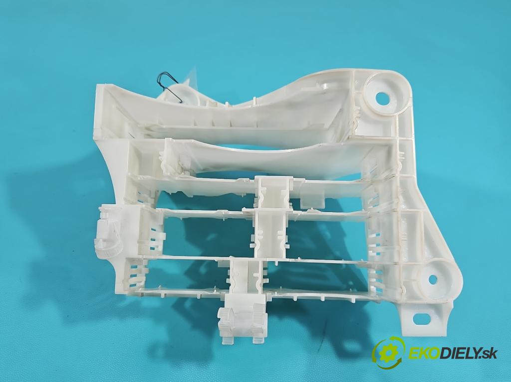 Lexus NX I 2014-2021 2.5 16V 155 hp automatic 114 kW 2494 cm3 5- Upevnění: 82877-78010