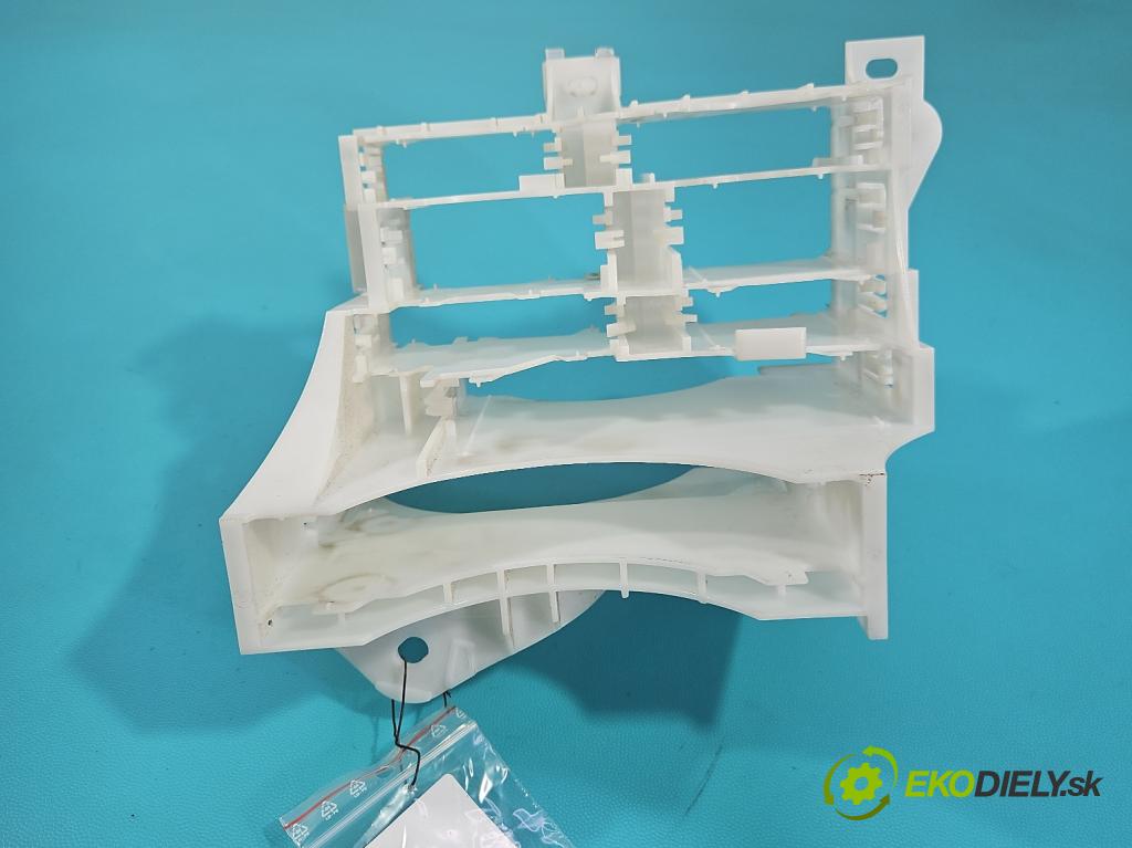 Lexus NX I 2014-2021 2.5 16V 155 hp automatic 114 kW 2494 cm3 5- Upevnění: 82877-78010