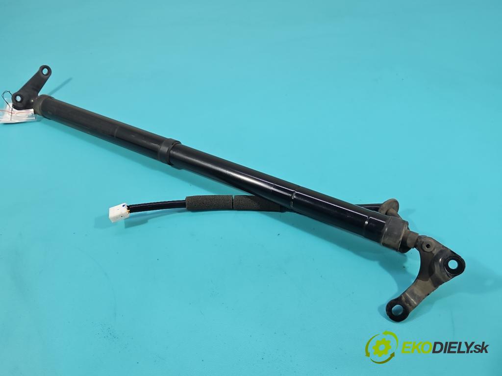 Lexus NX I 2014-2021 2.5 16V 155 hp automatic 114 kW 2494 cm3 5- Aktuátor: kufrových dveří levý 68920-78011