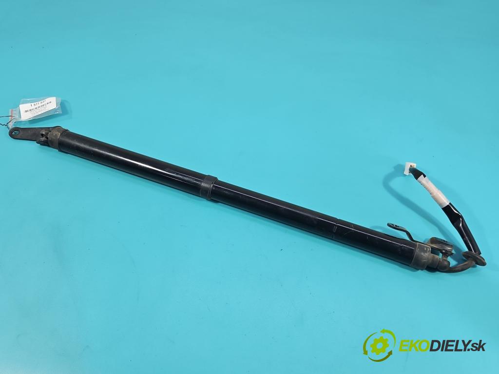 Lexus NX I 2014-2021 2.5 16V 155 hp automatic 114 kW 2494 cm3 5- Aktuátor: kufrových dveří pravý 68910-78011