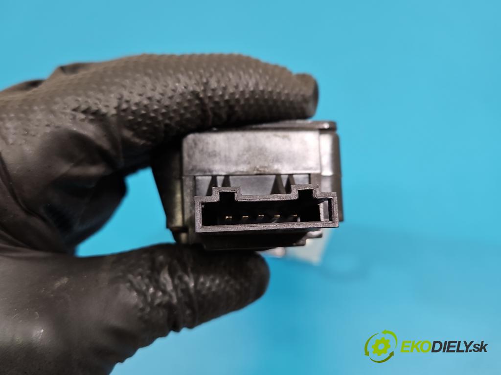 Audi A8 D4 2009-2017 2.0 TFSI 211KM automatic 155 kW 1984 cm3 4- zámok kufrové dvere zadné 4H0827383