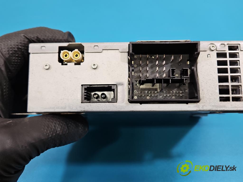 Audi A8 D4 2009-2017 2.0 TFSI 211KM automatic 155 kW 1984 cm3 4- Radio originál 4H0035053E