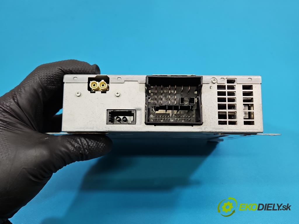 Audi A8 D4 2009-2017 2.0 TFSI 211KM automatic 155 kW 1984 cm3 4- Radio originál 4H0035053E