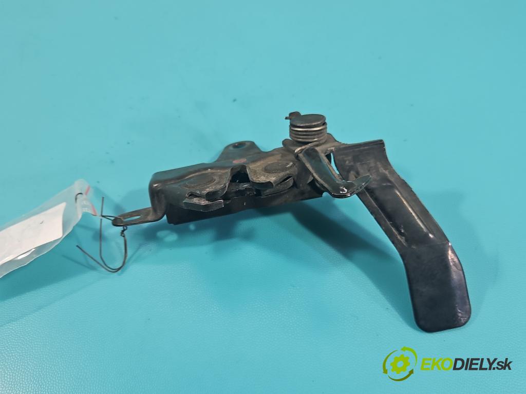 Toyota Rav4 II 2000-2005 2.0 D4D 1CD 133 HP manual 98 kW 1995 cm3 5- zámok kapoty