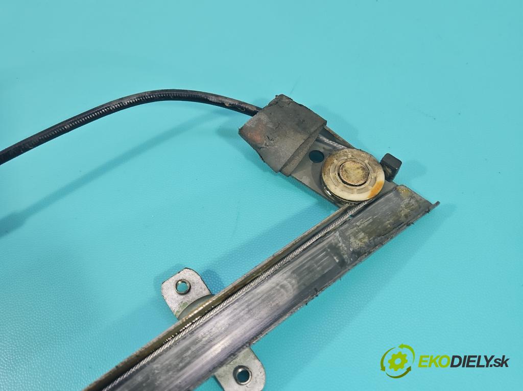 Nissan Primera P10 1990-1998 2.0 16V 121KM manual 89 kW 1998 cm3 4- mechanizmus okna predné ľavý