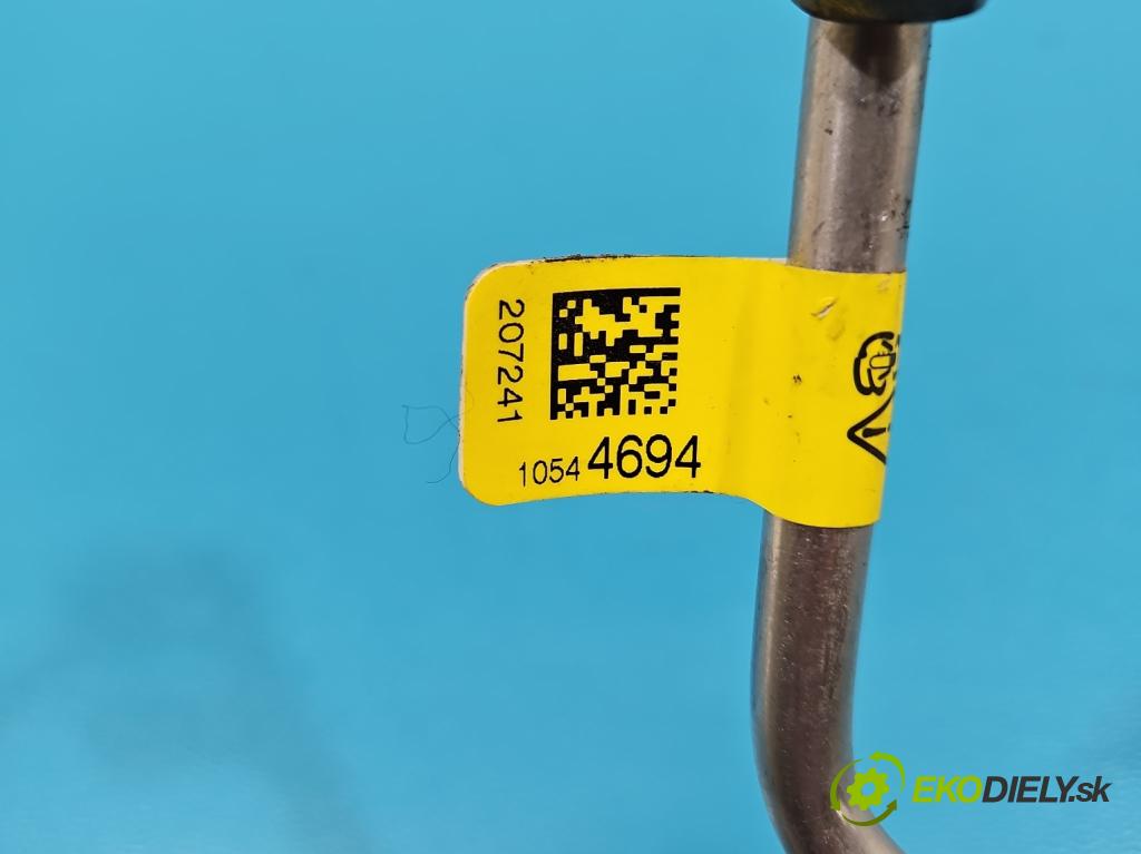 MG MG3  24- 1.5 16V 116 HP manual 85 kW 1495 cm3 5- rúrka palivovy 10544694