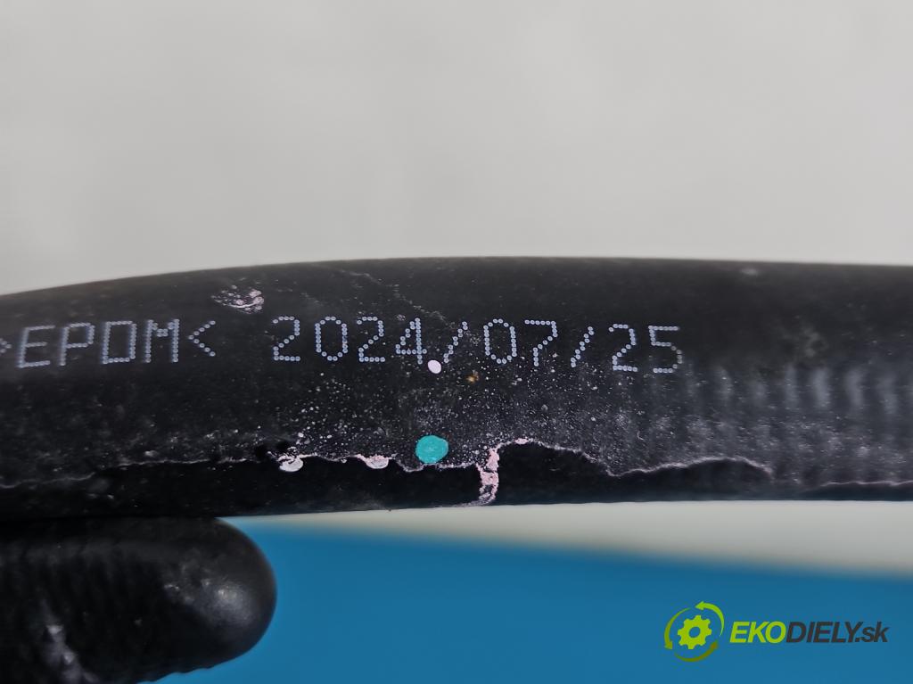 MG MG3  24- 1.5 16V 116 HP manual 85 kW 1495 cm3 5- rúrka systému chladenia 11492112