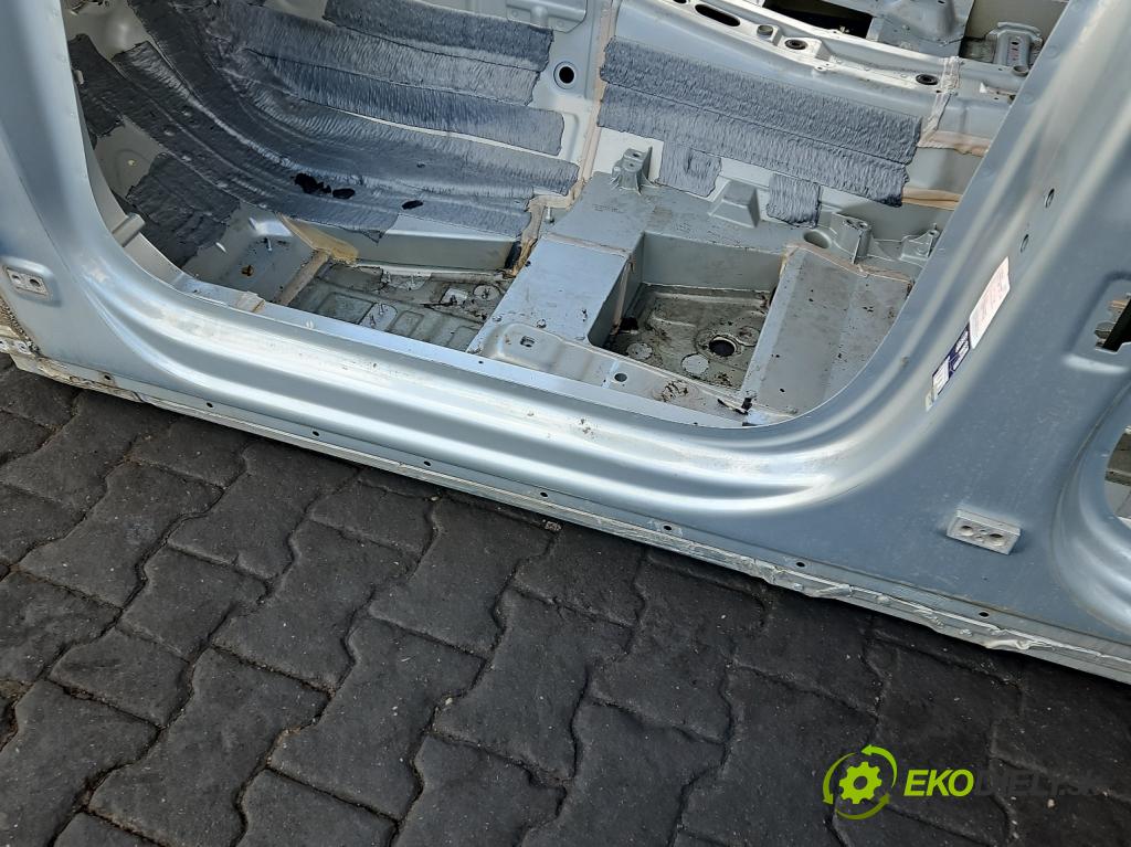 Audi A8 D4 2009-2017 2.0 TFSI 211KM automatic 155 kW 1984 cm3 4- Práh: ľavý (Karoséria ostatné)