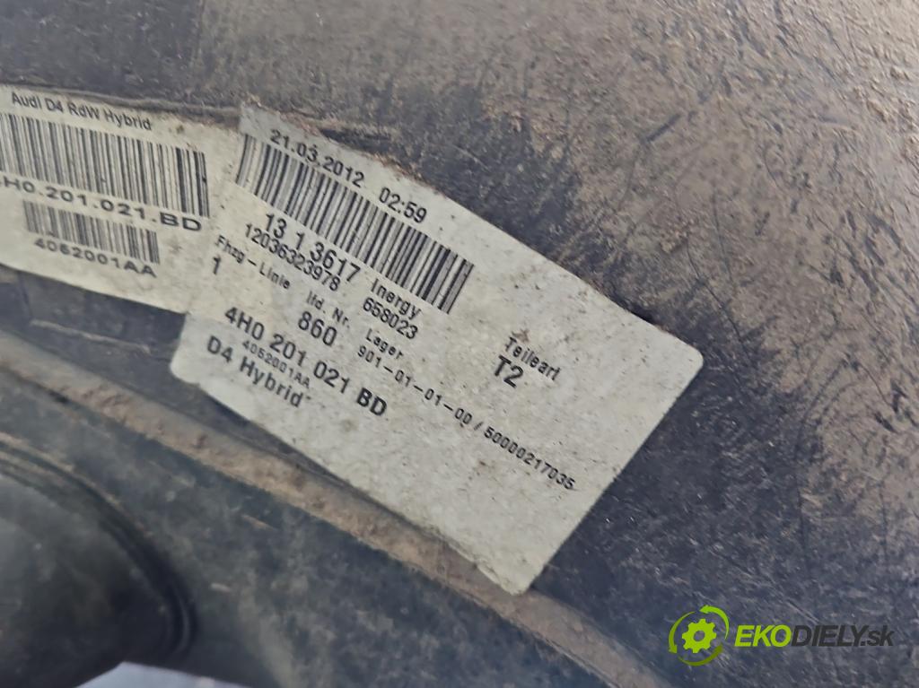 Audi A8 D4 2009-2017 2.0 TFSI 211KM automatic 155 kW 1984 cm3 4- Nádrž: palivo 4H0201021BD (Palivová nádrž)