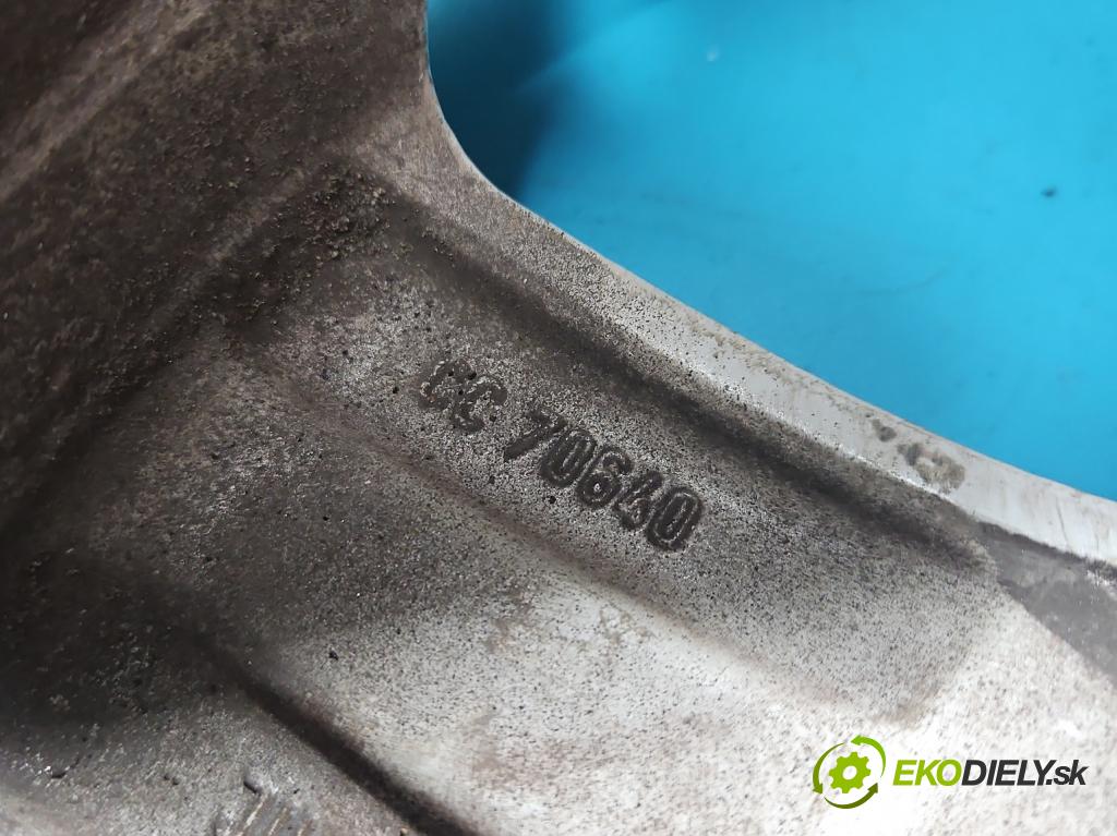 Toyota Rav4 II 2000-2005 2.0 D4D 1CD 133 HP manual 98 kW 1995 cm3 5- Disk hliník 16"