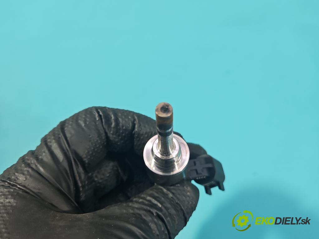 MG MG3  24- 1.5 16V 116 HP manual 85 kW 1495 cm3 5- vstrek 00MA62 (Vstrekovač paliva)