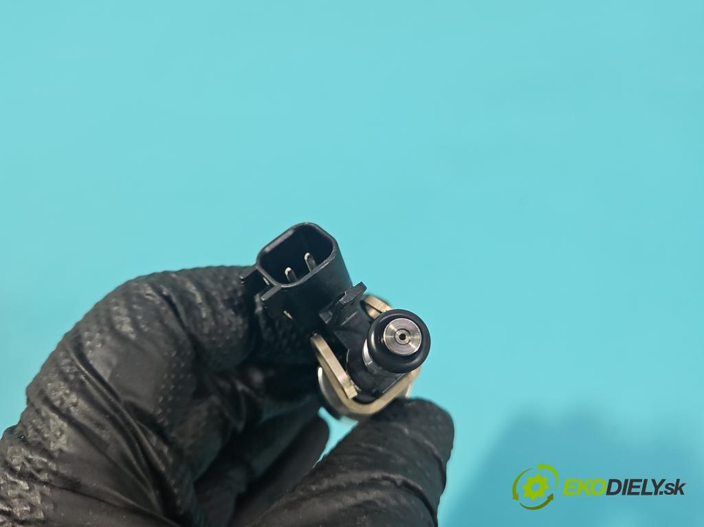 MG MG3  24- 1.5 16V 116 HP manual 85 kW 1495 cm3 5- vstrek 00MA62 (Vstrekovač paliva)