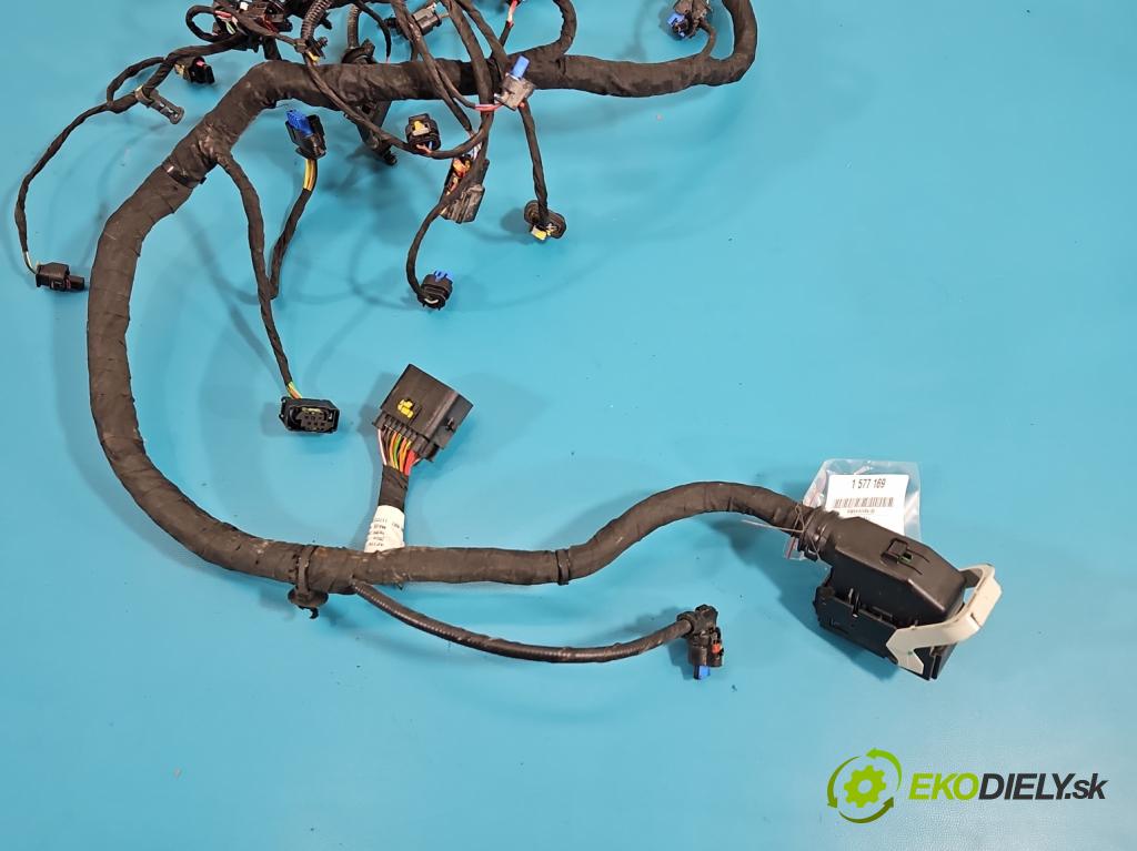 MG MG3  24- 1.5 16V 116 HP manual 85 kW 1495 cm3 5- Zväzok: motora