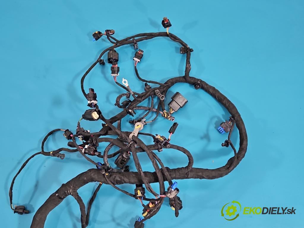 MG MG3  24- 1.5 16V 116 HP manual 85 kW 1495 cm3 5- Zväzok: motora