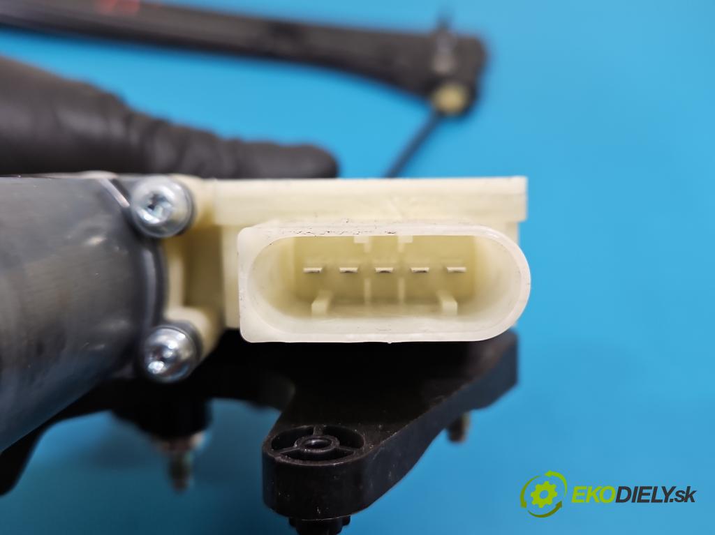 Bmw i3 2013–2022 0.0 elektrický: 170 hp automatic 125 kW 1 cm3 5- mechanismus stahování přední levý 332800