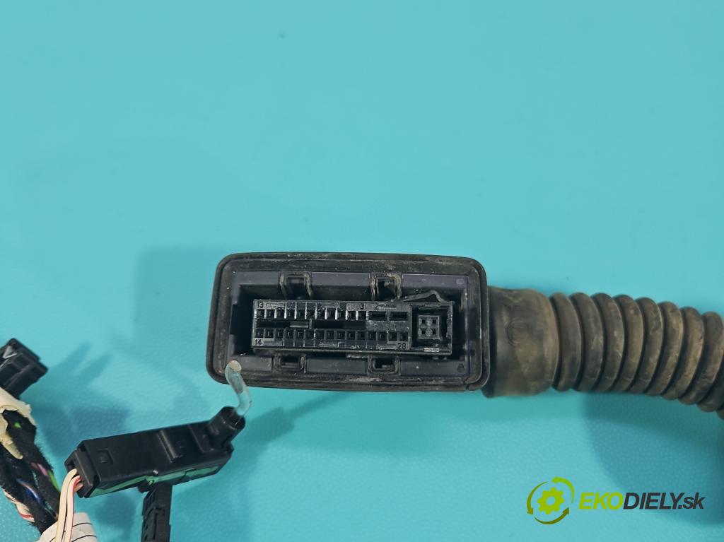 Bmw i3 2013–2022 0.0 elektrický: 170 HP automatic 125 kW 1 cm3 5- Zväzok: dvere zadné pravých 9349195