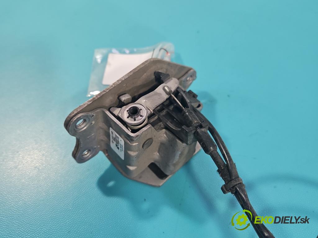 Bmw i3 2013–2022 0.0 elektrický: 170 HP automatic 125 kW 1 cm3 5- zámok zadné ľavý 7291031