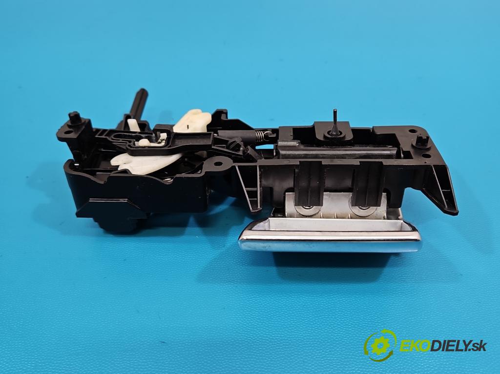Bmw i3 2013–2022 0.0 elektrický: 170 HP automatic 125 kW 1 cm3 5- rukoväť uvnitř: zadné ľavé 18071510