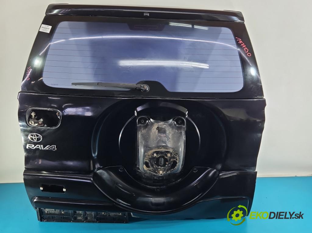 Toyota Rav4 II 2000-2005 2.0 D4D 1CD 133 HP manual 98 kW 1995 cm3 5- zadna kufor  (Kapota zadná (kufor))