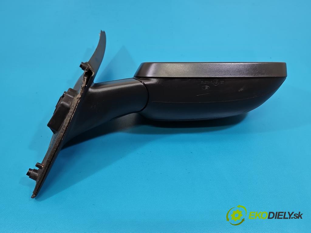 Opel Corsa C 2000-2006 1.0 12V 60 HP automatic 44 kW 998 cm3 5- zrkadlo pravé  (Kľučka dverí ostatné)