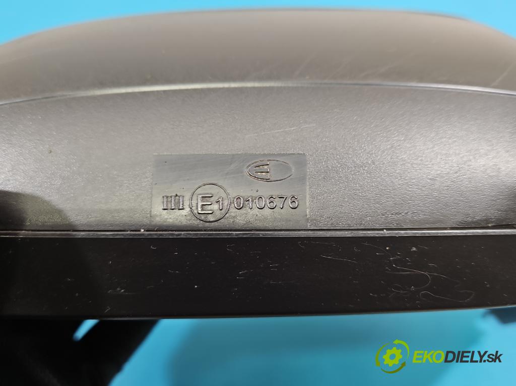 Opel Corsa C 2000-2006 1.0 12V 60 HP automatic 44 kW 998 cm3 5- zrkadlo pravé  (Kľučka dverí ostatné)