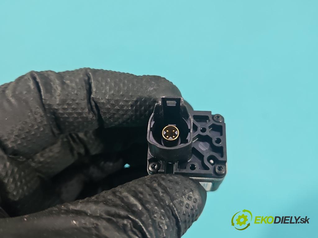 Audi A8 D4 2009-2017 2.0 TFSI 211KM automatic 155 kW 1984 cm3 4- Kamera cúvaní 7P6980551C