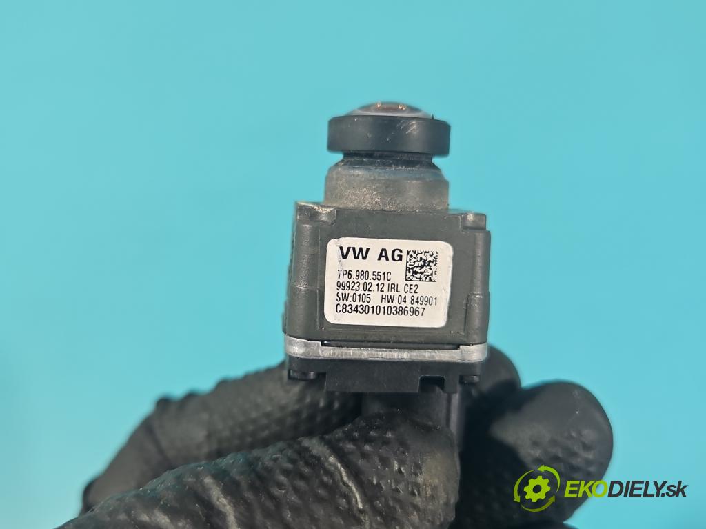 Audi A8 D4 2009-2017 2.0 TFSI 211KM automatic 155 kW 1984 cm3 4- Kamera cúvaní 7P6980551C