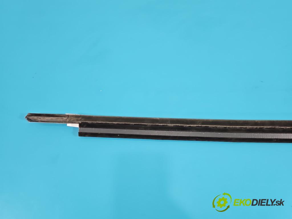 Audi A8 D4 2009-2017 2.0 TFSI 211KM automatic 155 kW 1984 cm3 4- lišta dvere zadné pravé 4H0853764C
