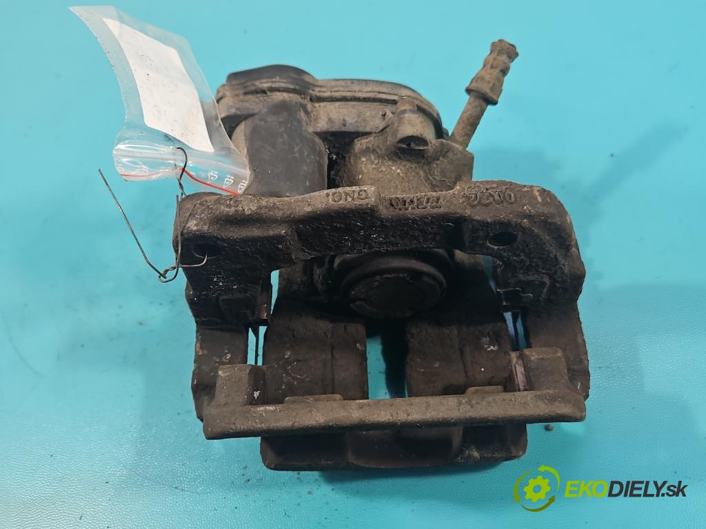 Audi A8 D4 2009-2017 2.0 TFSI 211KM automatic 155 kW 1984 cm3 4- brzdič zadné ľavý  (Kľučka dverí ostatné)