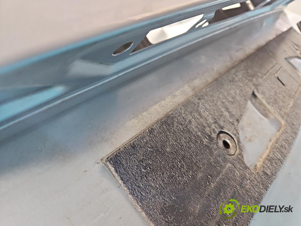 Audi A8 D4 2009-2017 2.0 TFSI 211KM automatic 155 kW 1984 cm3 4- zadna kufor  (Kapota zadná (kufor))