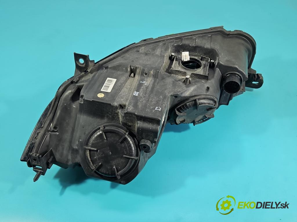 Jaguar F-Pace 16- 2.0d 241KM automatic 177 kW 1999 cm3 5- Reflektor: pravý GX63-13W029-EH (Svetlo predné pravé)