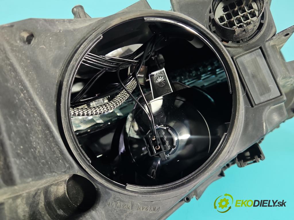 Jaguar F-Pace 16- 2.0d 241KM automatic 177 kW 1999 cm3 5- Reflektor: pravý GX63-13W029-EH (Svetlo predné pravé)