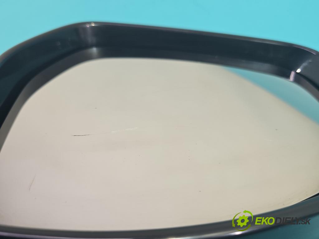 Jaguar F-Pace 16- 2.0d 241KM automatic 177 kW 1999 cm3 5- zrkadlo ľavé  (Kľučka dverí ostatné)