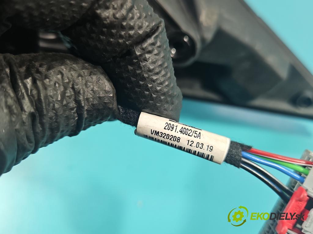 Jaguar F-Pace 16- 2.0d 241KM automatic 177 kW 1999 cm3 5- zpětné zrcátko pravé  (Klika dveří ostatní)