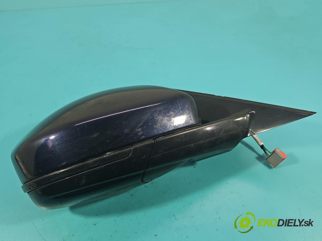 Jaguar F-Pace 16- 2.0d 241KM automatic 177 kW 1999 cm3 5- zpětné zrcátko pravé  (Klika dveří ostatní)