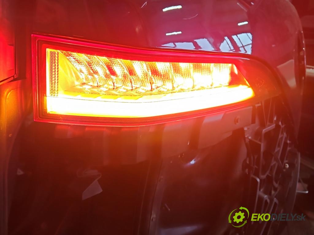 Jaguar F-Pace 16- 2.0d 241KM automatic 177 kW 1999 cm3 5- svetlo / reflektor zadné pravé HK83-13404-AF (Kľučka dverí ostatné)