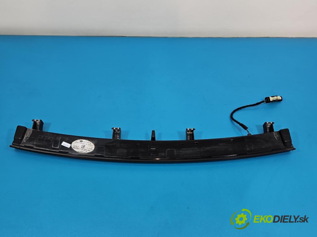 Jaguar F-Pace 16- 2.0d 241KM automatic 177 kW 1999 cm3 5- světlo: stop: FK72-13A613-AC