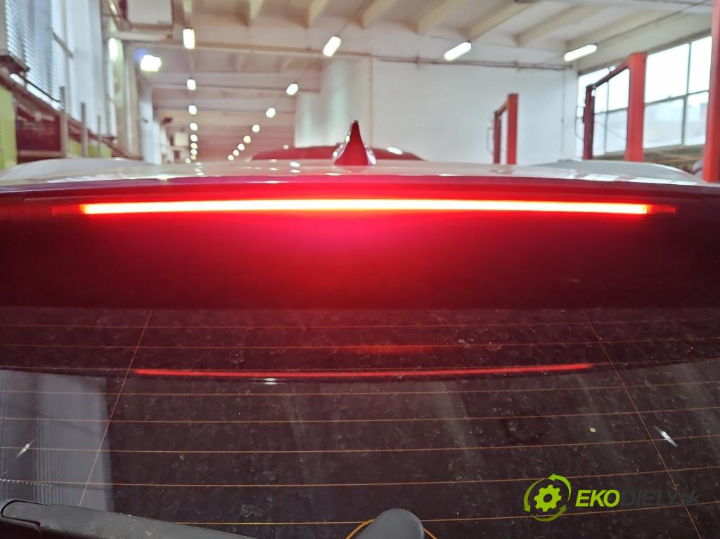 Jaguar F-Pace 16- 2.0d 241KM automatic 177 kW 1999 cm3 5- světlo: stop: FK72-13A613-AC