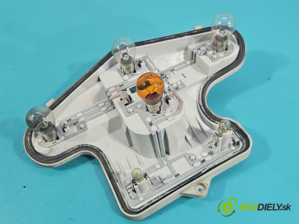 Skoda Yeti 2009-2017 2.0 tdi 110 HP manual 81 kW 1968 cm3 5- svetlo / reflektor zadné ľavé 5L0945095 (Kľučka dverí ostatné)