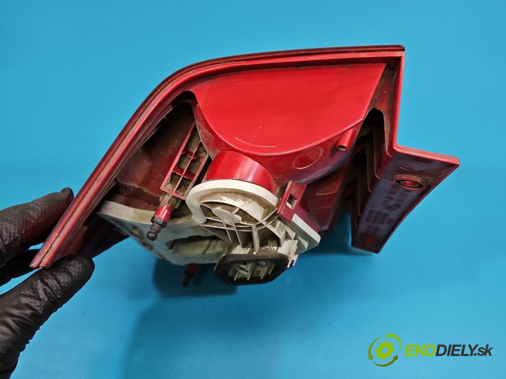 Skoda Yeti 2009-2017 2.0 tdi 110 HP manual 81 kW 1968 cm3 5- svetlo / reflektor zadné pravé 5L0945096 (Kľučka dverí ostatné)