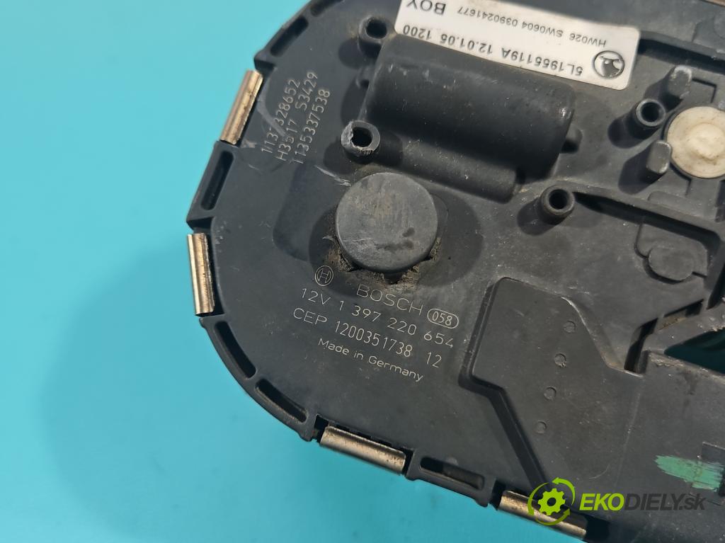 Skoda Yeti 2009-2017 2.0 tdi 110 hp manual 81 kW 1968 cm3 5- motor stěračů přední 1397220654